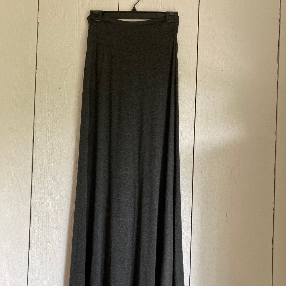 Bobeau Gray Maxi Skirt Size Small